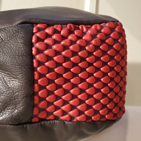 Like NEW Tissa Fontaneda Textured Shoulder Bag - Picture 7 of 12